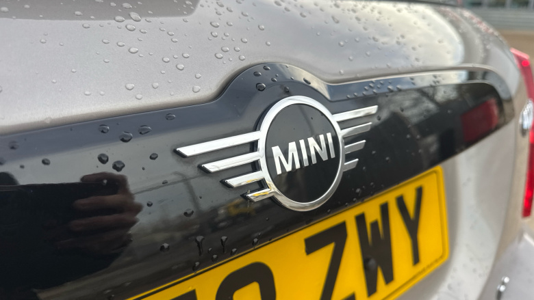 MINI Countryman 1.5 Cooper Exclusive 5dr Auto [Comfort Pack] Petrol Hatchback